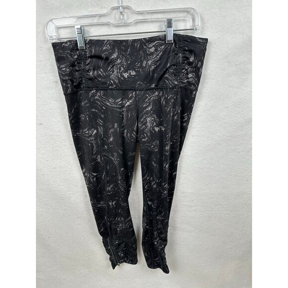 Lululemon leggings - Picture 3 of 9